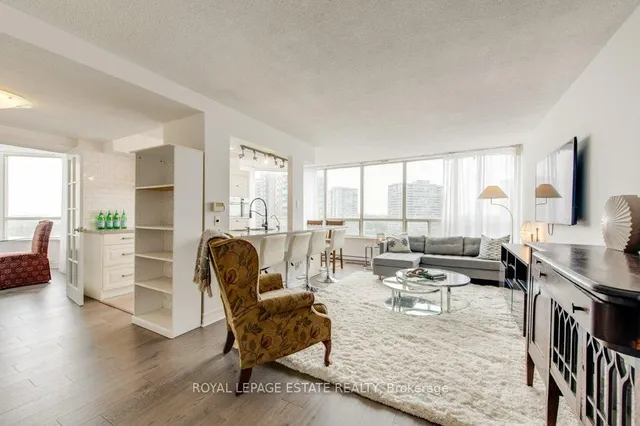 Additional image 26 of 160 Alton Towers Circ Unit 1012