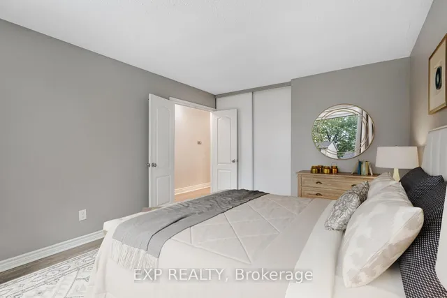 Additional image 10 of 653 Elliott Cres