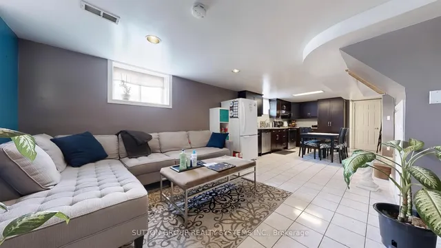 Additional image 5 of 122 Hatherley Rd