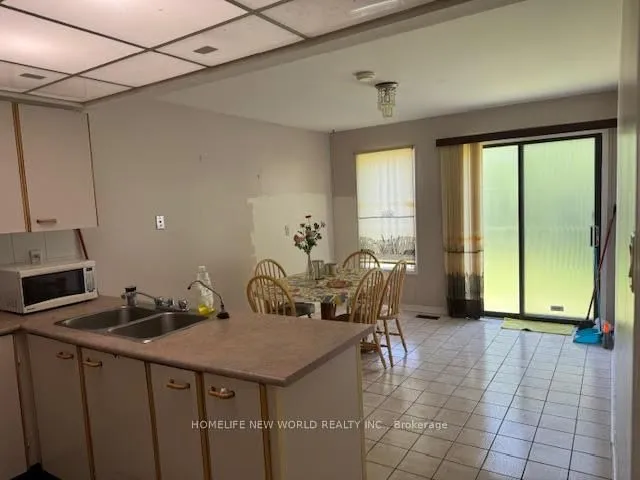 Additional image 10 of 112 New Forest Sq