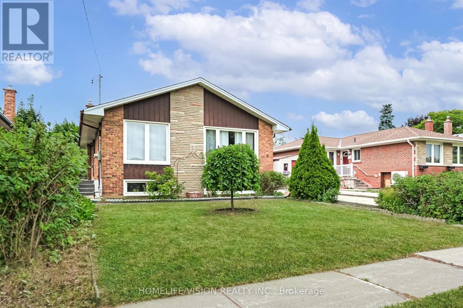 8 MURMOUTH ROAD W|Toronto (Tam O'Shanter-Sullivan), Ontario M1T2R1