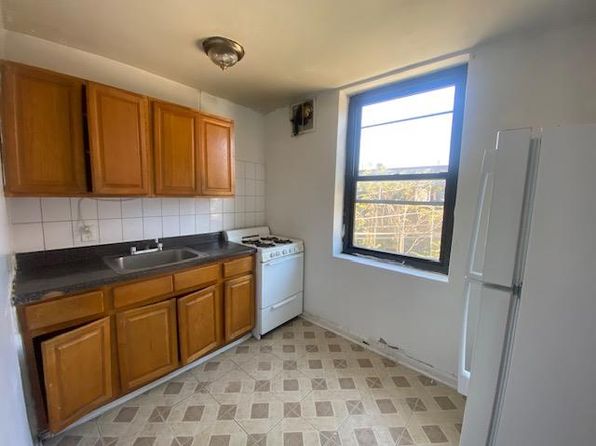 8615 Dongan Avenue #2D, Elmhurst, NY 11373