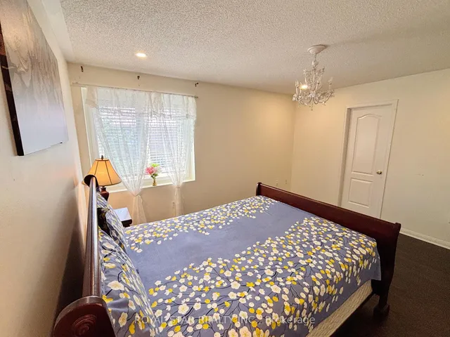 房产图片 17 - 10 Narrow Valley Cres