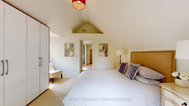 Additional image 24 of 65 Burnhamthorpe Cres