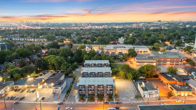 Additional image 2 of 2063 Weston Rd Unit Unit  2