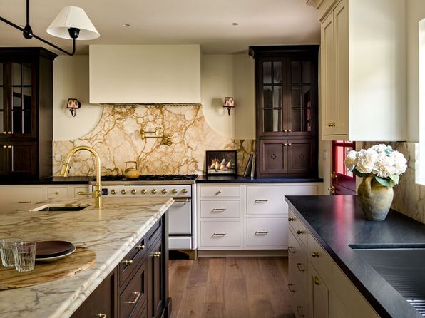 2110 Eric Dr, Los Angeles, CA 90049