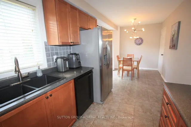 Additional image 13 of 5868 Blue Spruce Ave