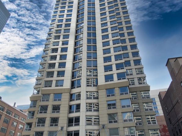 440 N Wabash Ave APT 2810, Chicago, IL 60611