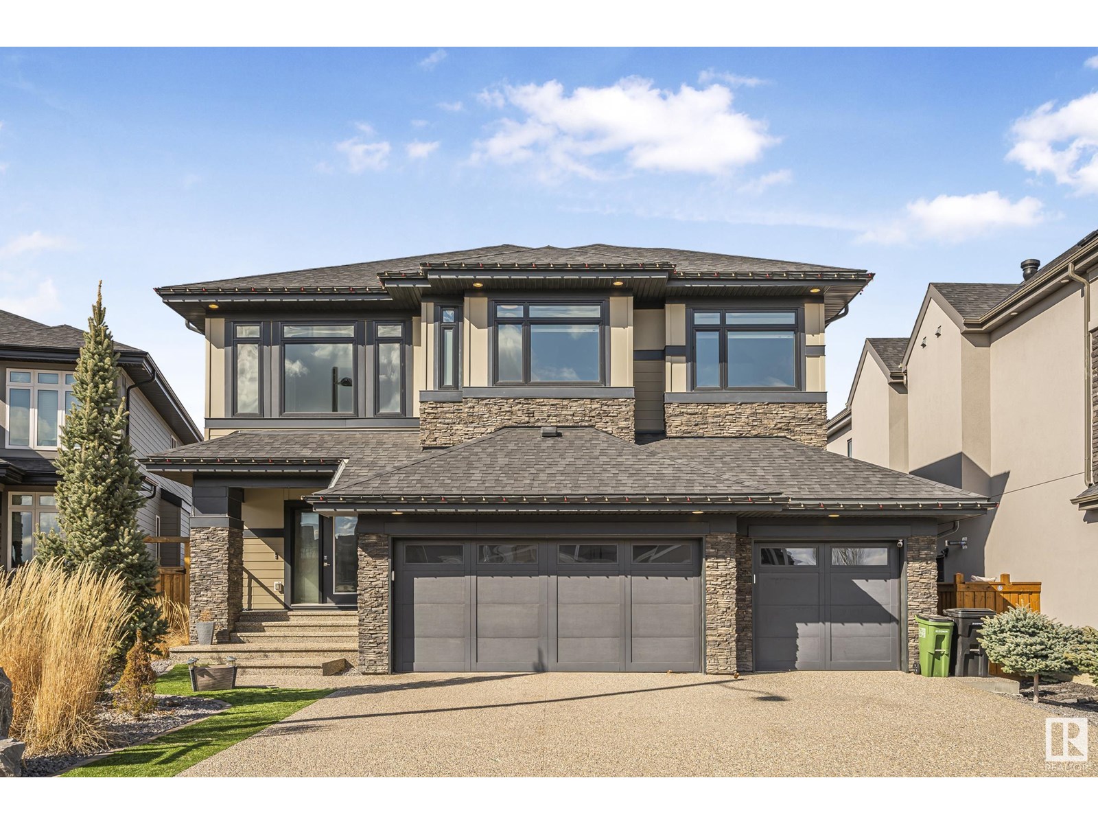 Property image for 1197 HAINSTOCK GR SW|Edmonton, Alberta T6W3B6