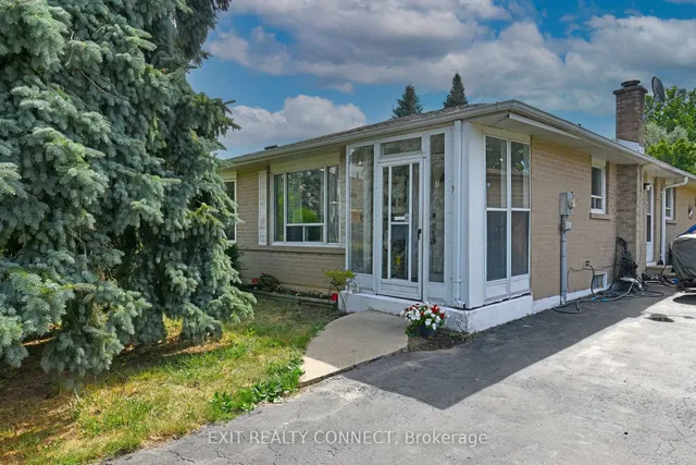 7 Mandarin Cres