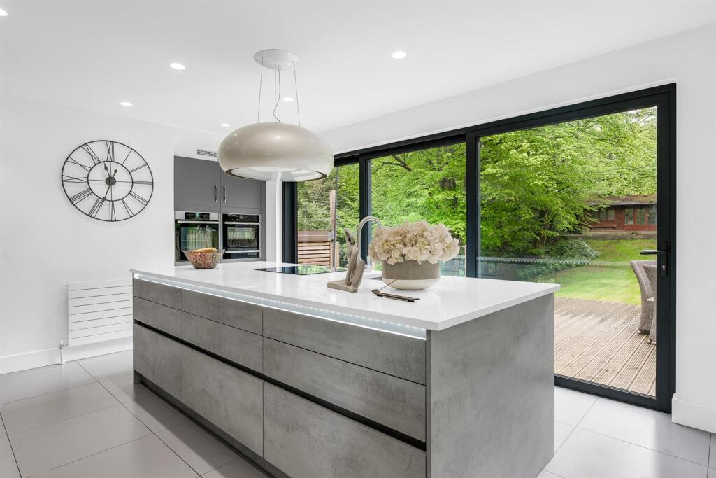 Additional image 5 of Bishops Road, Tewin, Welwyn