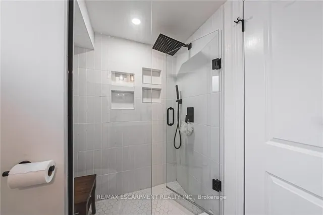 Additional image 35 of 452 John Frederick Dr