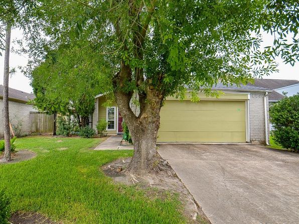 13807 Beech Hollow Ln, Houston, TX 77082