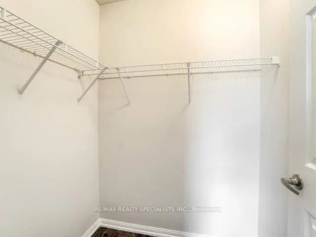 Additional image 27 of 923 Vickerman Way