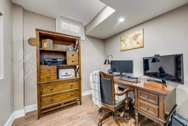 Additional image 43 of 2336 Thruxton Dr