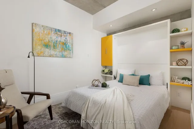 Additional image 15 of 169 John St Unit PH4