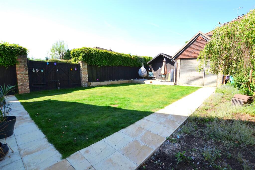 Additional image 5 of Great North Road, Welwyn Garden City