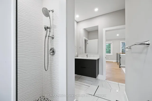 Additional image 29 of 276 Mausser Ave