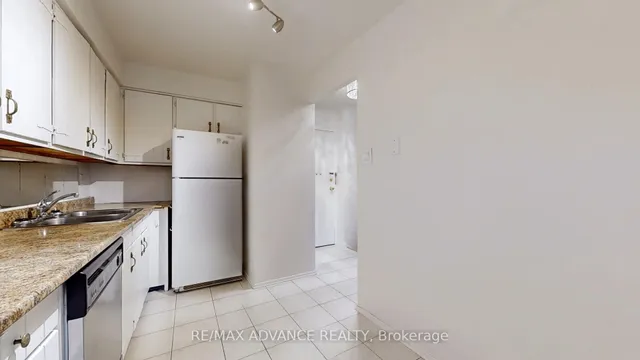 Additional image 10 of 165 Cherokee Blvd Unit 121