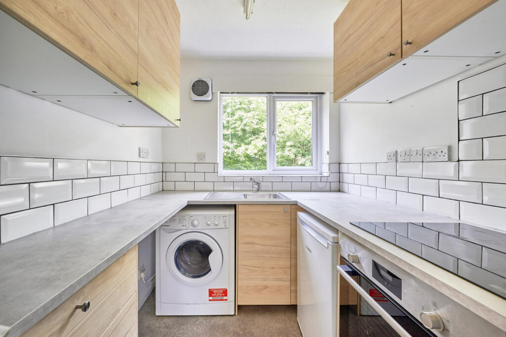 Additional image 6 of Wheat Close, Sandridge, St. Albans, Hertfordshire, AL4