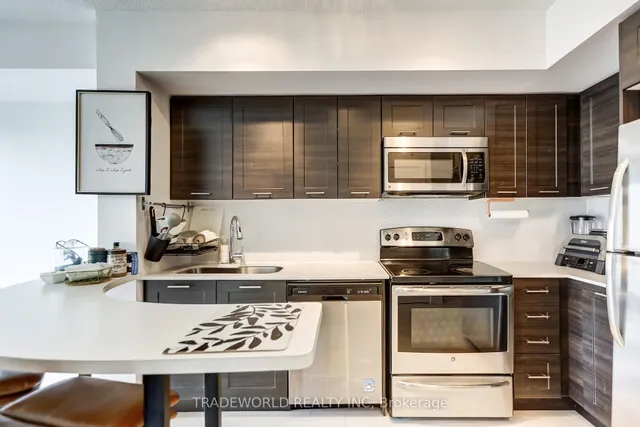 Additional image 4 of 2220 Lakeshore Blvd Unit 1203