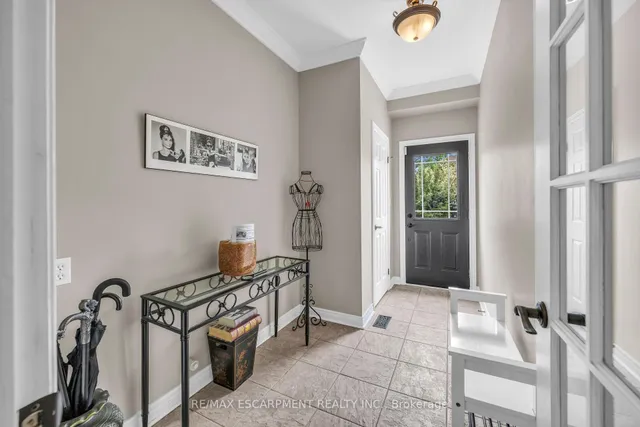 Additional image 21 of 38 Sunbeam Dr