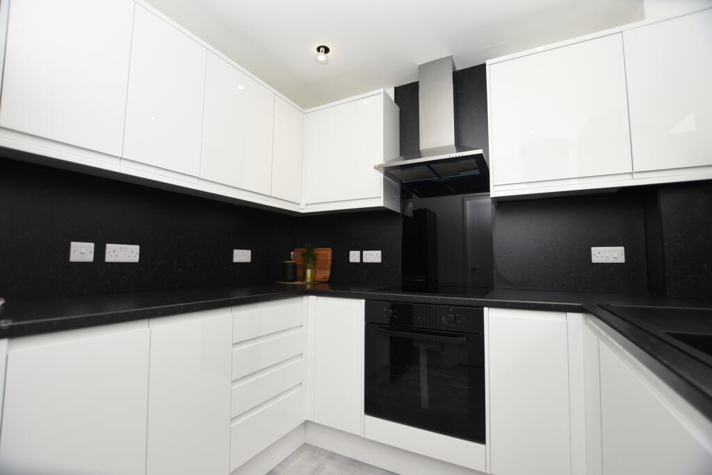 Additional image 6 of Old Rectory Close, Harpenden