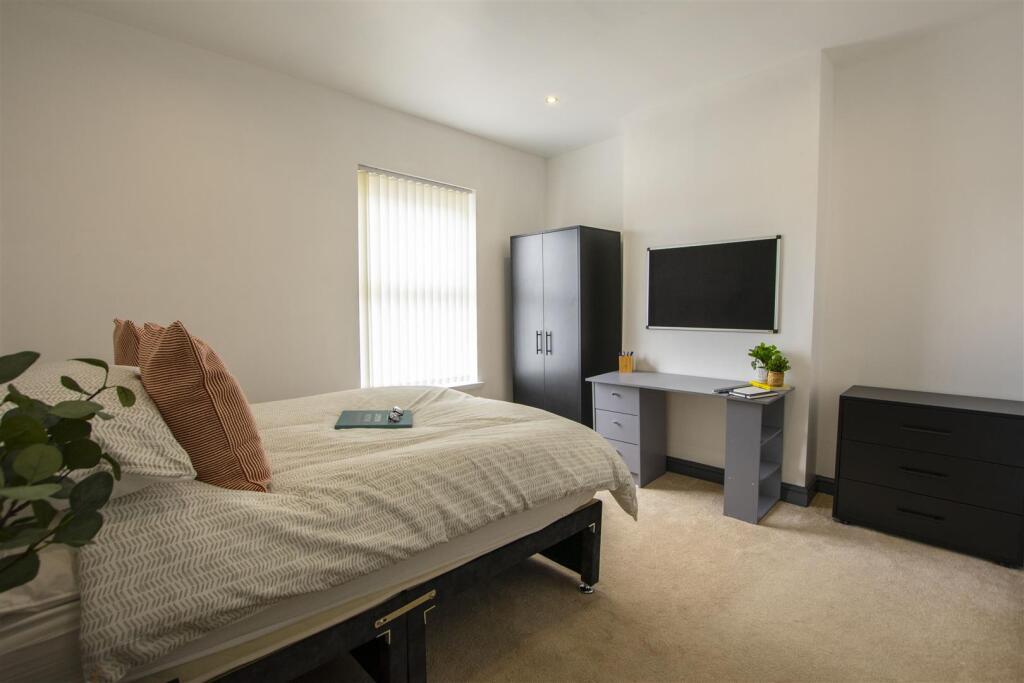 Additional image 11 of Katie Road, Birmingham, West Midlands, B29