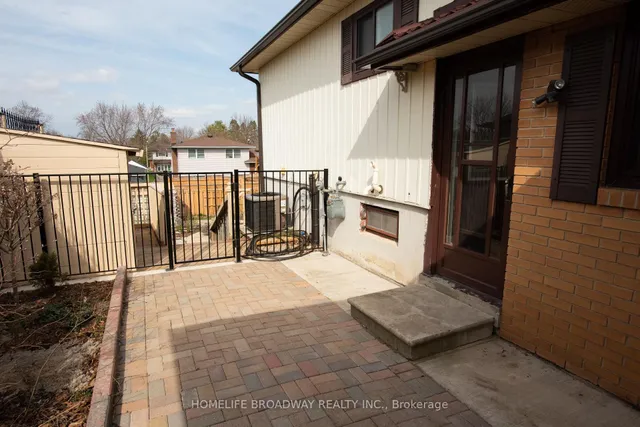 Additional image 3 of 126 Hazelglen Dr