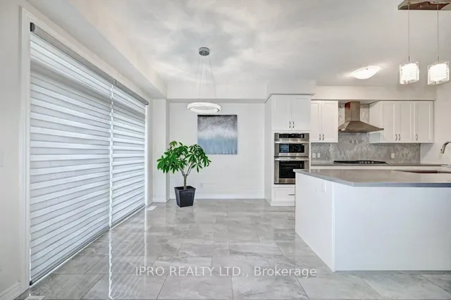 Additional image 14 of 624 Beckview Cres