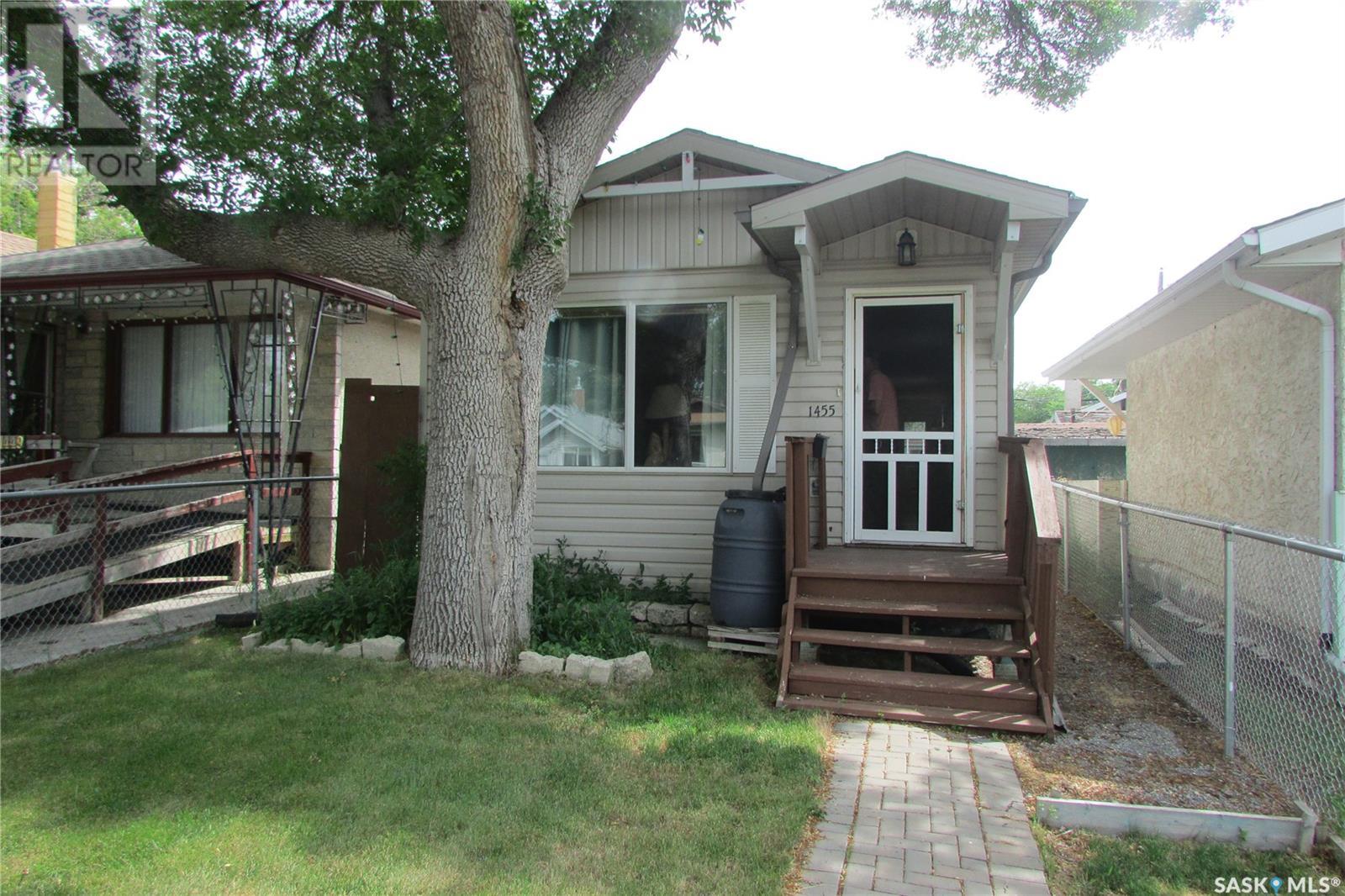 1455 Connaught STREET|Regina, Saskatchewan S4T4T1
