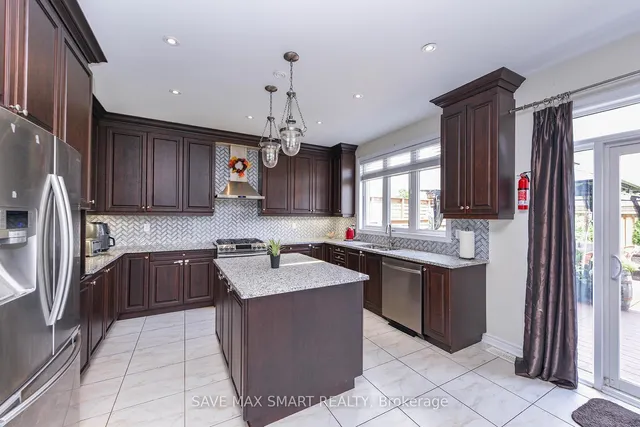 Additional image 20 of 13 Royal west Dr