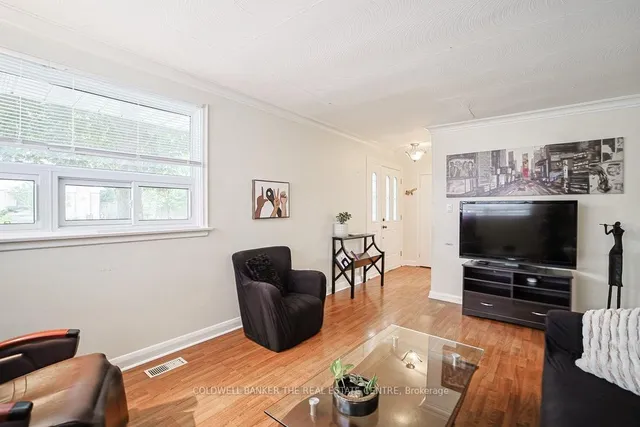 Additional image 8 of 34 Crestview Ave