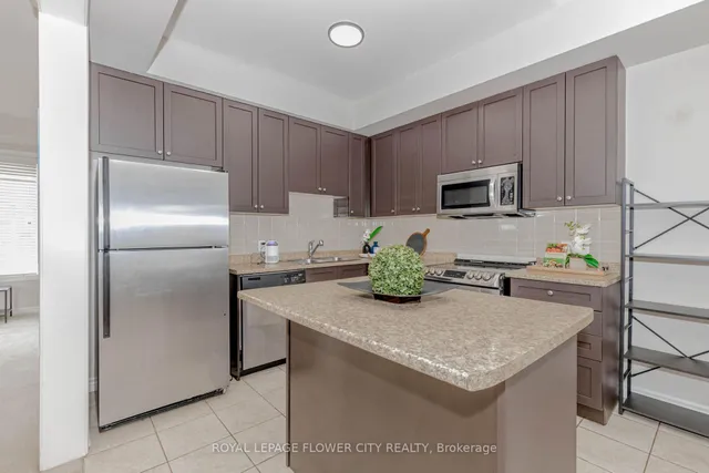 Additional image 18 of 23 NEW PINES Tr