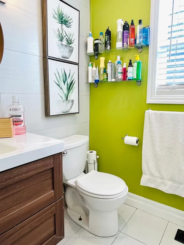 Additional image 30 of 41 Allister Ave