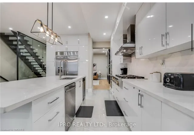 Additional image 7 of 6 Campview Rd