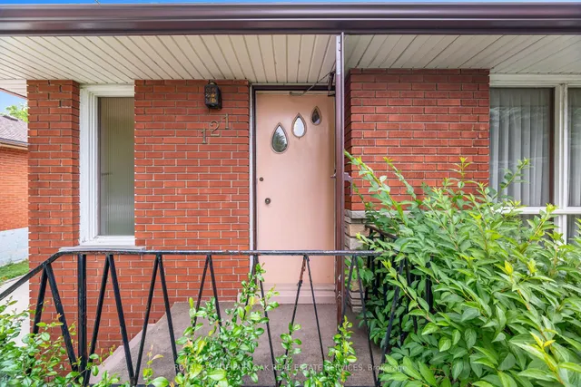 房产图片 6 - 121 Manning Ave