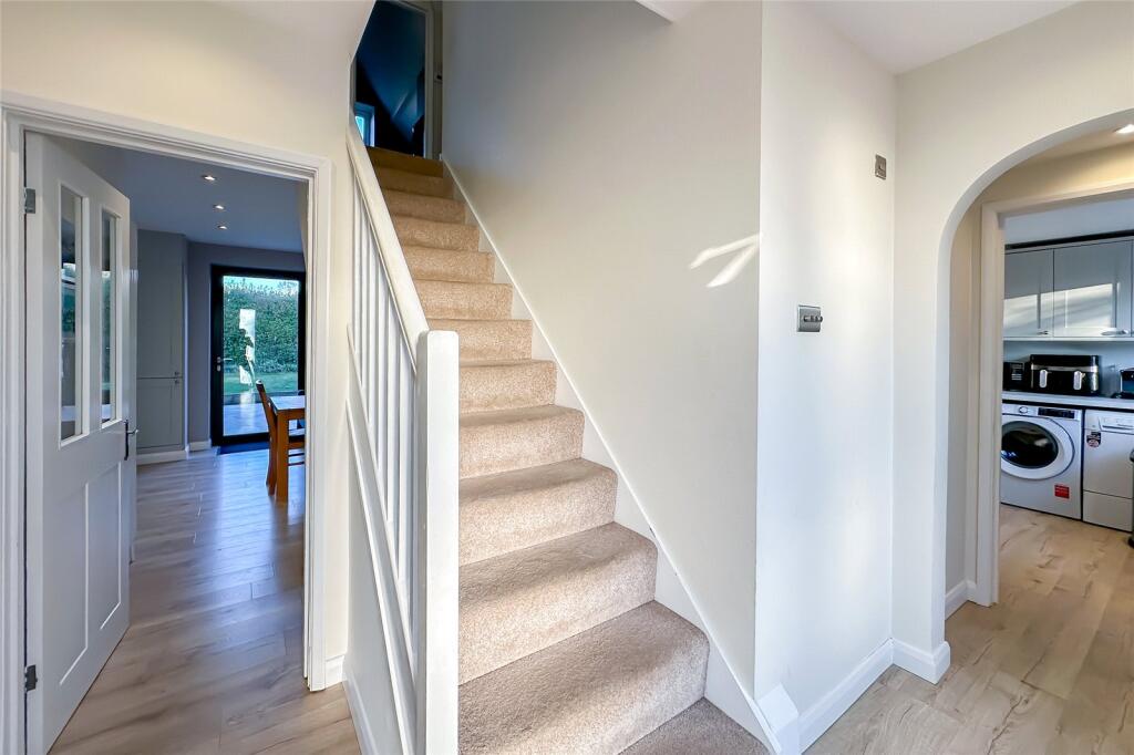 Additional image 18 of South Close, St. Albans, Hertfordshire, AL2