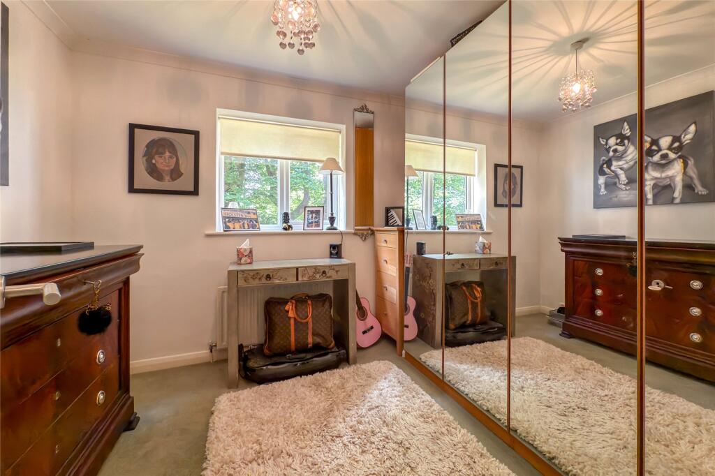 Additional image 7 of Stakers Court, Milton Road, Harpenden, Hertfordshire, AL5