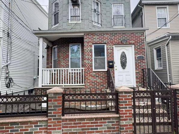 Property image for 96-16 35th Avenue, Corona, NY 11368