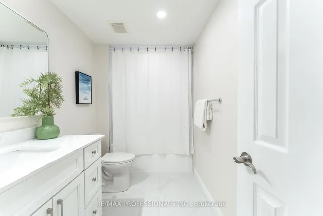 Additional image 29 of 17 Lavery Tr