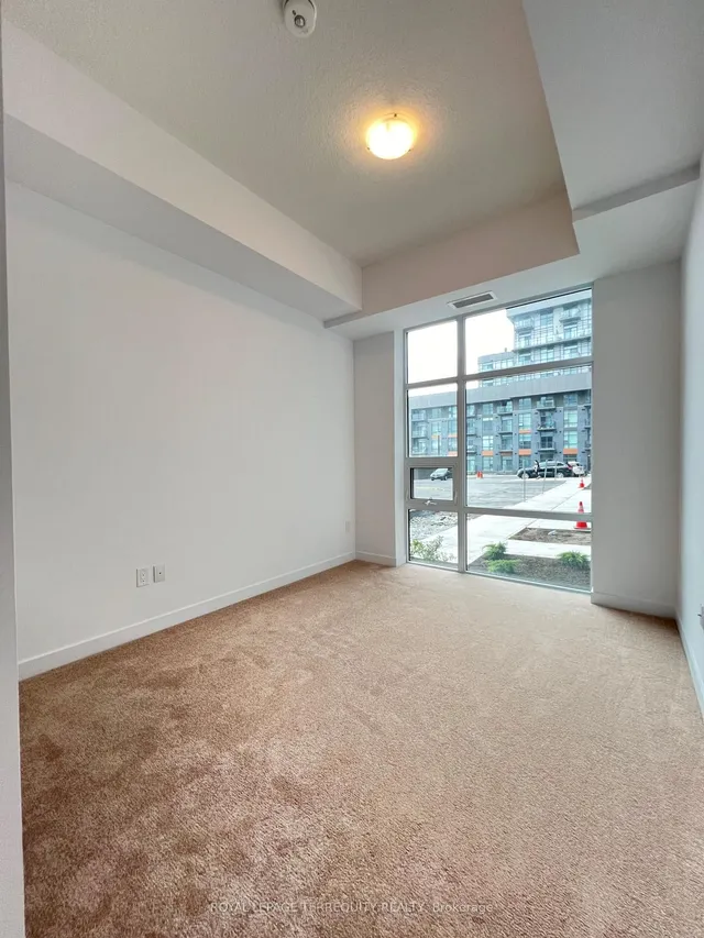 470 Dundas St Unit 117