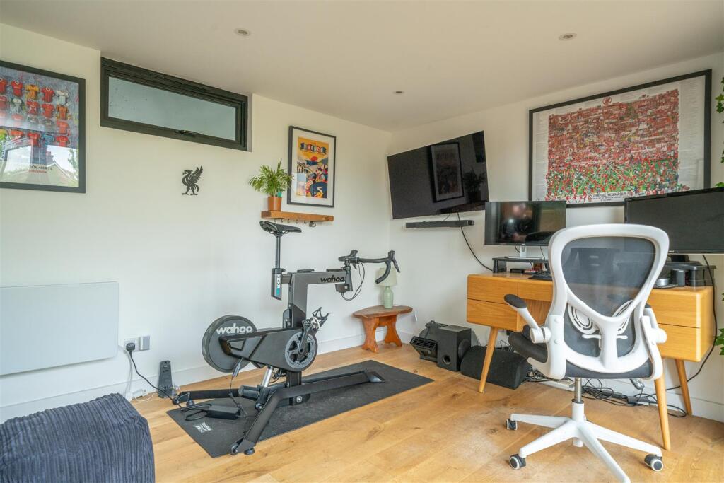 Additional image 31 of Blenheim Road, St. Albans