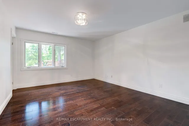 Additional image 27 of 106 Appleby Pl