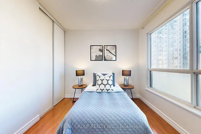 Additional image 22 of 2550 Lawrence Ave Unit 808