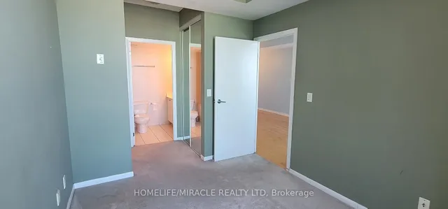 Additional image 19 of 219 Fort York Blvd Unit 2412