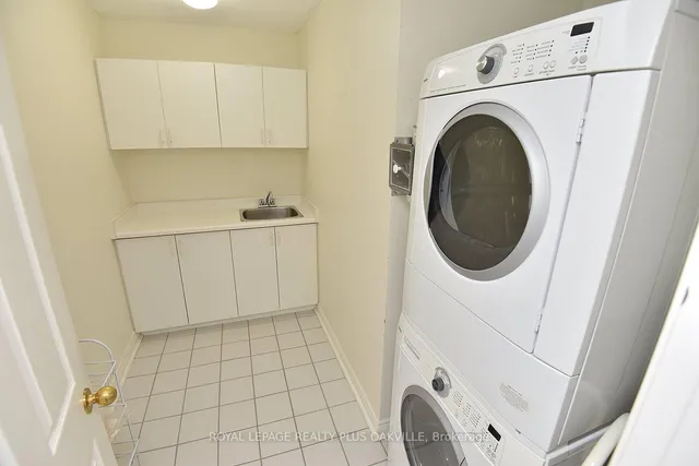 Additional image 31 of 2190 Lakeshore Rd Unit 204