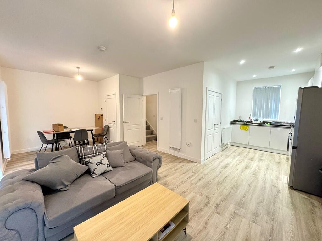 Additional image 2 of Bird Close, Balsall Heath, Birmingham