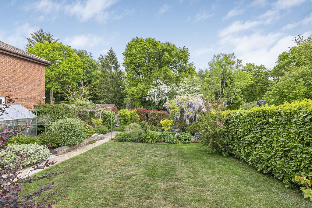 Additional image 22 of Canonsfield, Welwyn, Hertfordshire, AL6