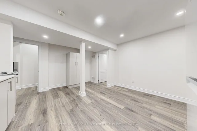 Additional image 32 of 31 Dorking Dr